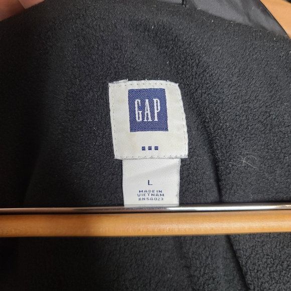 GAP Puffer Jacket Black | Coat - Picture 7 of 7